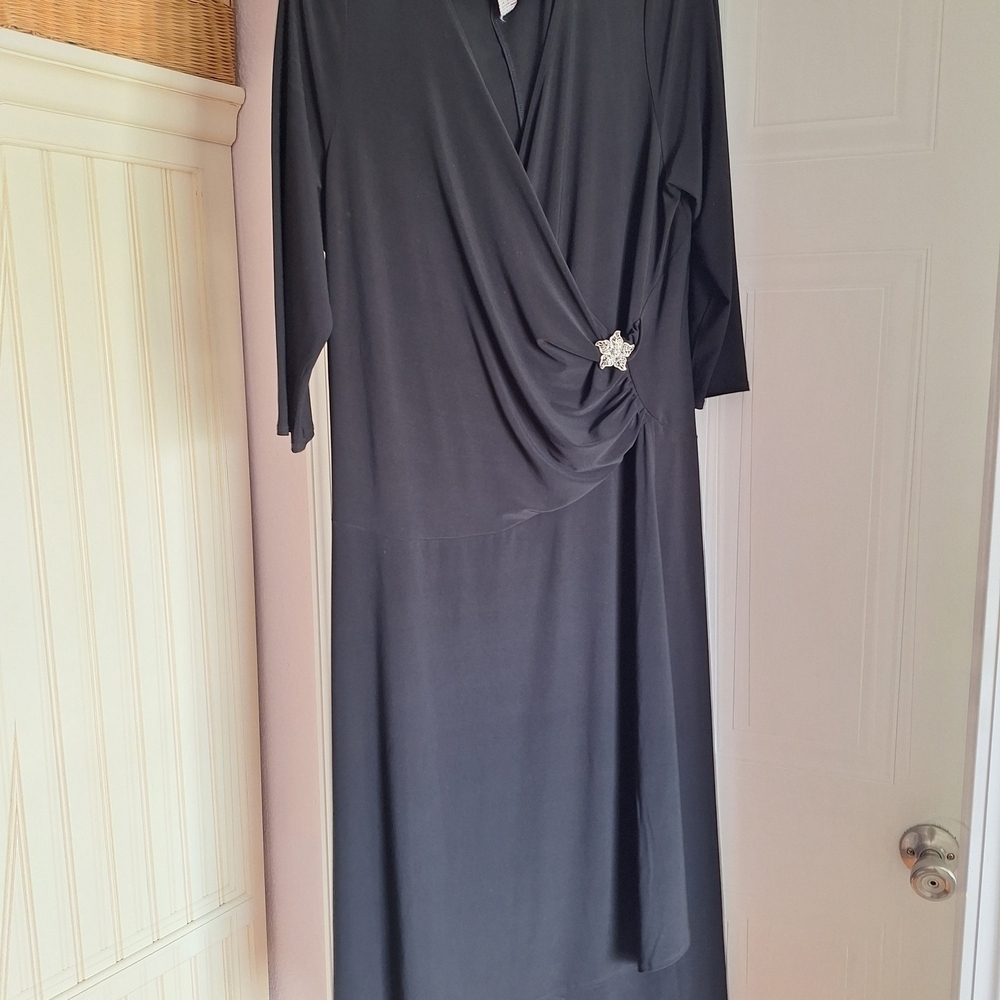 Silhouette Charcoal Long Sleeve Dress